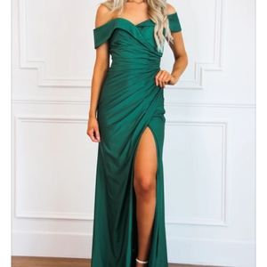 Emerald green off shoulder dress BNWT